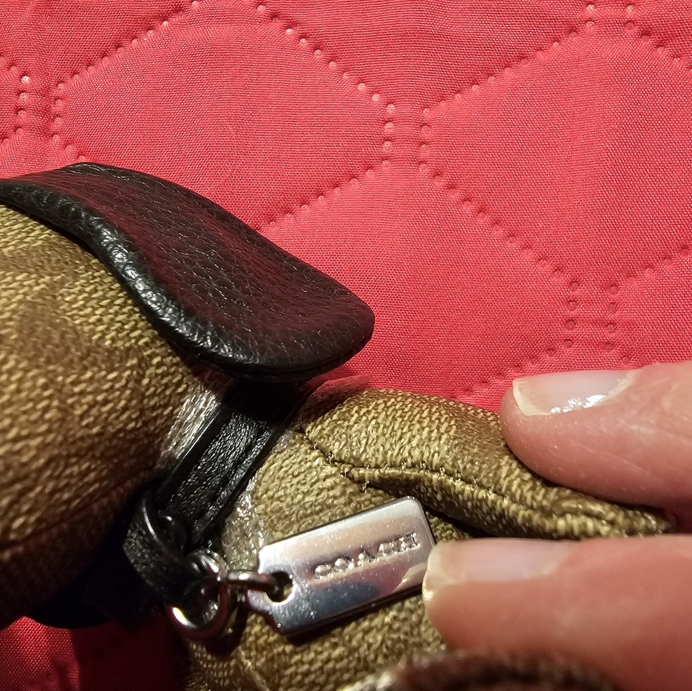 Coach Snoopy Leather Charm - Picture 10 of 10